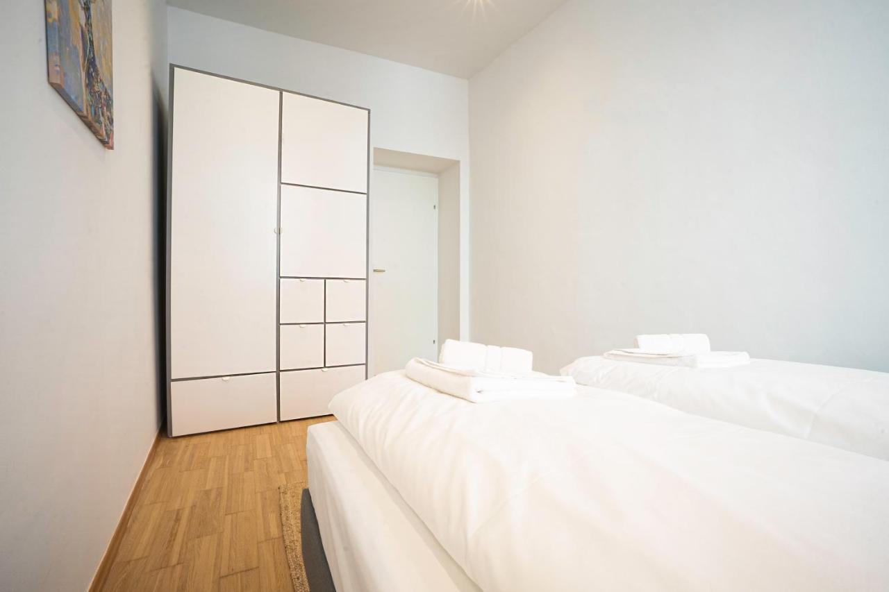 Chic Newly-Renovated Apartment Steps From Subway In Vienna'S Hernals District Exterior foto